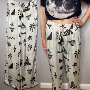 Surf Gypsy Shiny Beach Pant.